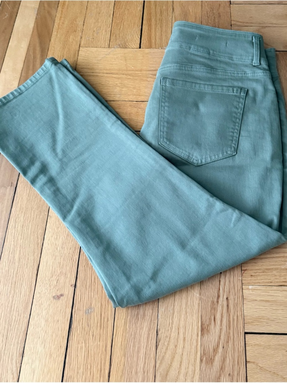NYDJ Ami Skinny Style - Coated Green Jeans - Size 6